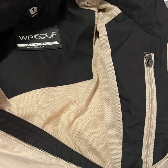 WP Golf Windbreaker - Picture 4 of 5